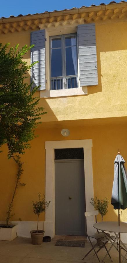 Jolie maison de ville La Petite Magnanerie La Roque-d'Antheron Extérieur photo