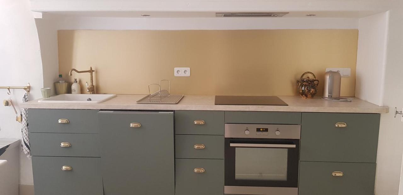 Jolie maison de ville La Petite Magnanerie La Roque-d'Antheron Extérieur photo